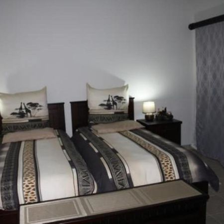 Haus Mopanie Lägenhet Tsumeb Exteriör bild