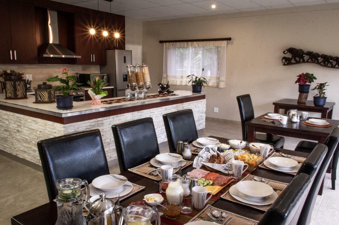 Haus Mopanie Lägenhet Tsumeb Exteriör bild